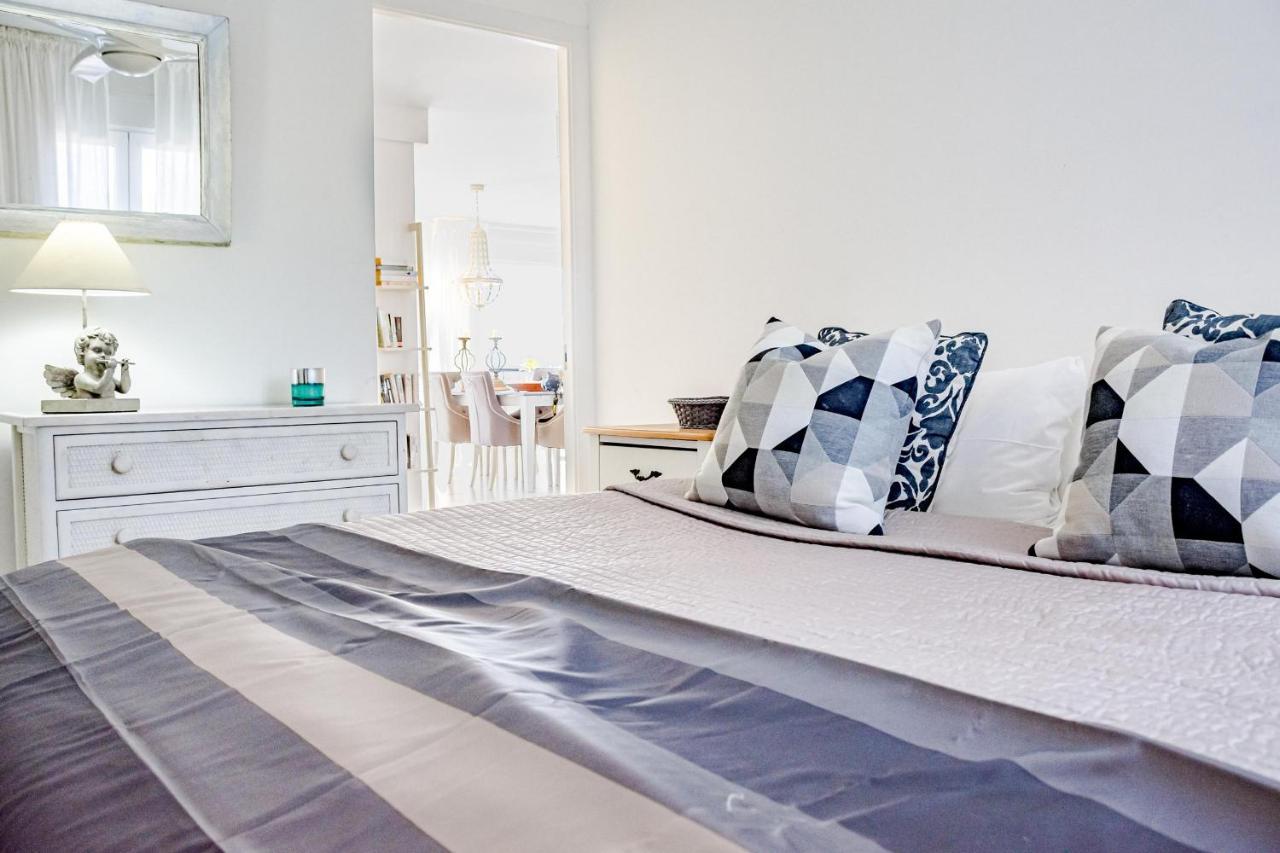 Cp - Modern Beachside Apartment In Estepona Exteriör bild